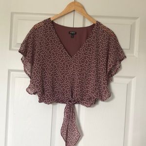 Flutter sleeve shirt